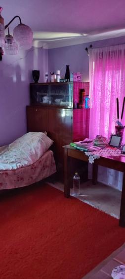 Casă cu 2 camere cu Teren 770 Mp în Murgești