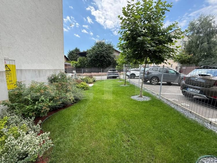 Apartament cu 3 camere decomandat, mobilat în Păcurari