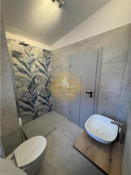 Duplex cu 4 camere cu Canalizare în Moșnița Nouă