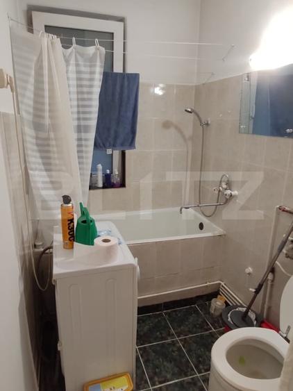 Apartament cu 3 camere decomandat, mobilat în Cornișa