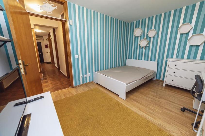 Apartament cu 3 camere decomandat, mobilat în Giulești