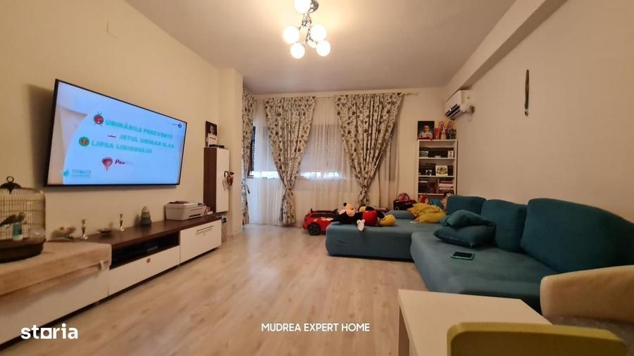 Apartament cu 3 camere în Otopeni