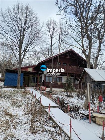 Casă individuală cu 3 camere cu Canalizare în Horpaz
