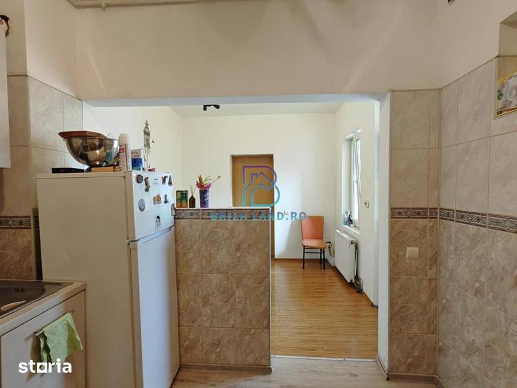 Casă cu 6 camere cu Teren 156 Mp în Ferdinand