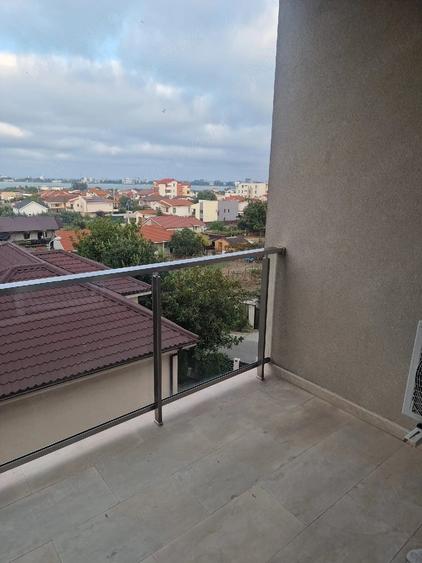 Apartament cu 2 camere decomandat în Tomis Plus