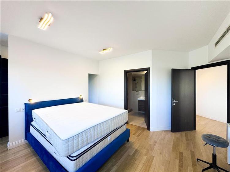 Apartament cu 4 camere decomandat, mobilat în Herăstrău