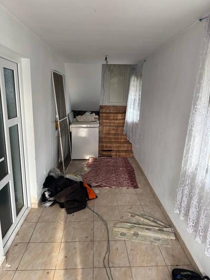 Balaceanca, la 10 min de Bucuresti, vila P+1+M cu 6 camere dec, reducere - 13
