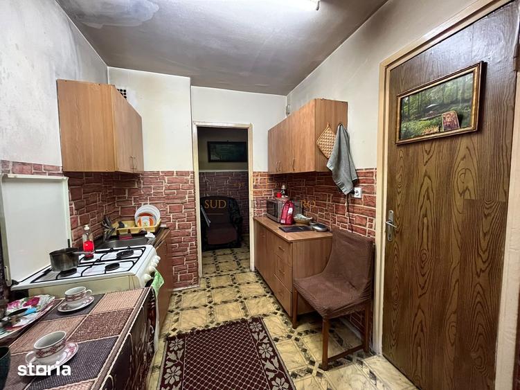 Apartament 3 camere, Strada Huedin, zona Bd. Brancoveanu - 6