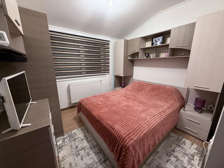 Apartament cu 2 camere semidecomandat în Inel I
