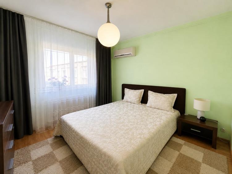 Apartament cu 3 camere decomandat în Rahova
