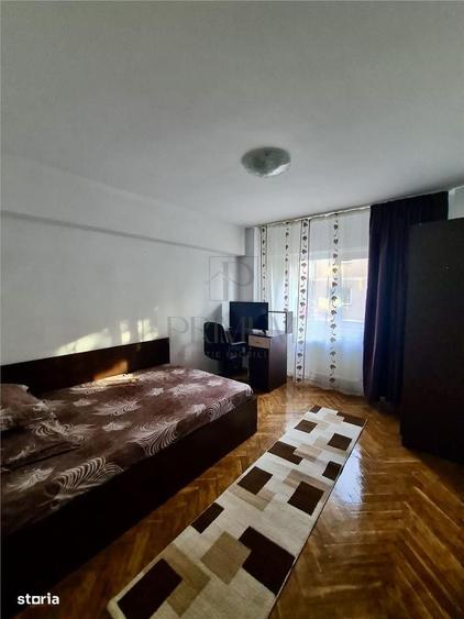 Apartament 3 camere Complexul Studentesc 95 mp Spatios - 1