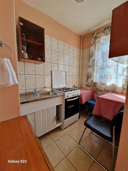 Apartament cu 2 camere decomandat în Dacia