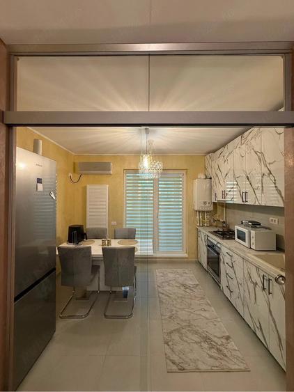 Apartament cu 2 camere decomandat în Exterior Vest