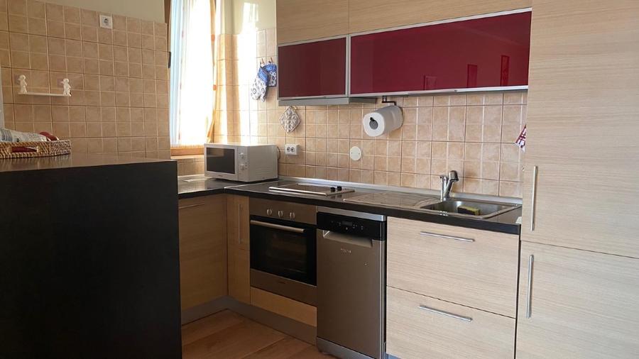 Apartament cu 2 camere decomandat, mobilat în Complex Studențesc