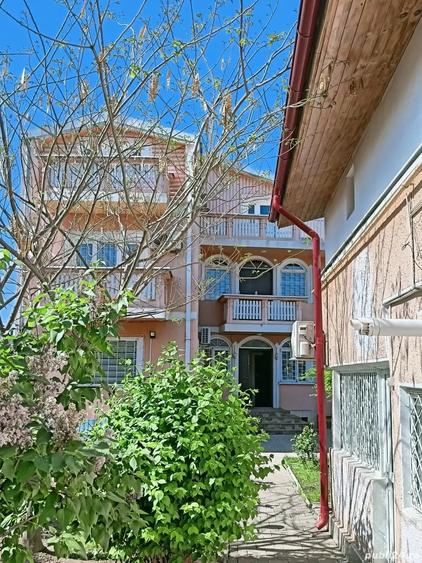 Casă cu 2 camere decomandat cu Teren 350 Mp în Colentina