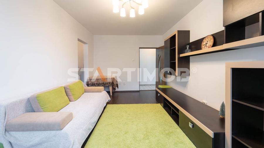 Apartament cu 3 camere semidecomandat, mobilat în Griviței