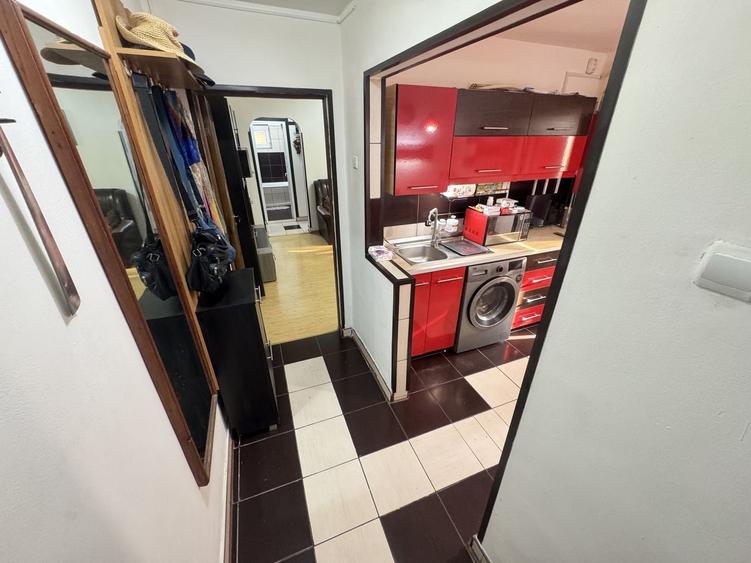 Apartament 2 camere zona Poarta 6 cu Centrala - 8