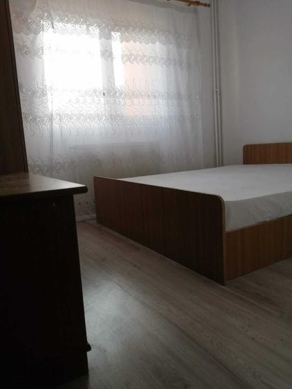 Apartament cu 2 camere decomandat în Astra