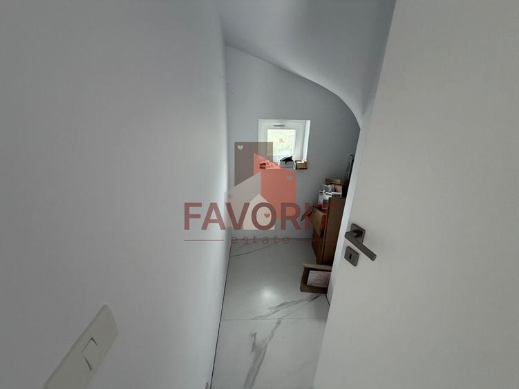 Duplex cu 3 camere cu Canalizare în Chișoda