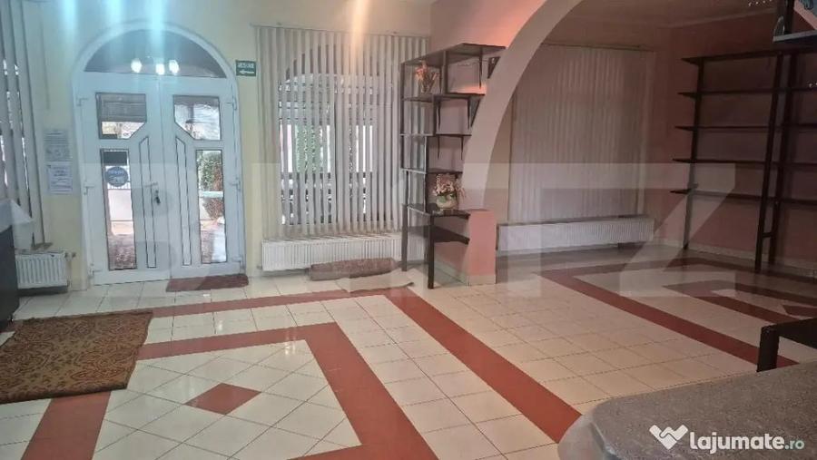 Casă cu 7 camere cu Teren 517 Mp în Lucian Blaga