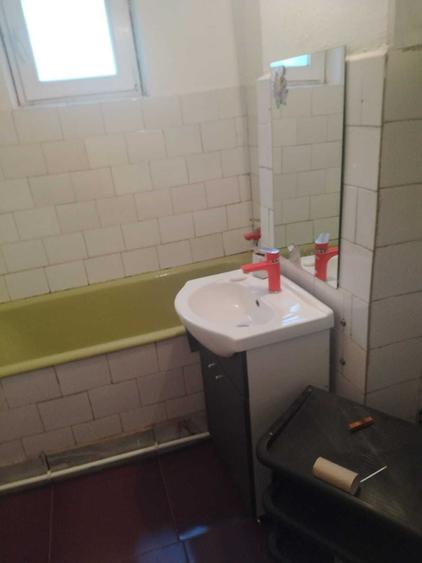 Apartament cu 2 camere nedecomandat în Central
