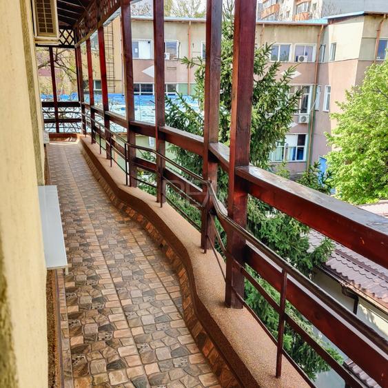Apartament cu 2 camere semidecomandat, mobilat în Moșilor