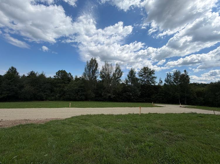Teren Construcții intravilan de 1000 mp, în Râșnov