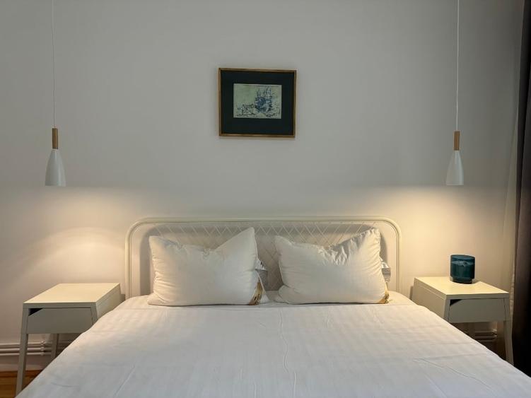 Apartament cu 2 camere semidecomandat, mobilat în Cornișa