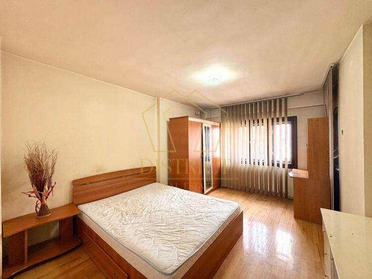 Apartament cu 3 camere decomandat, mobilat în Dorobanților