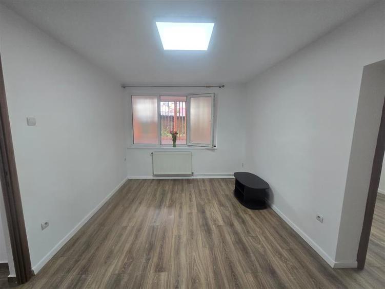 Apartament cu 2 camere semidecomandat, mobilat în Ultracentral — fotografia 1