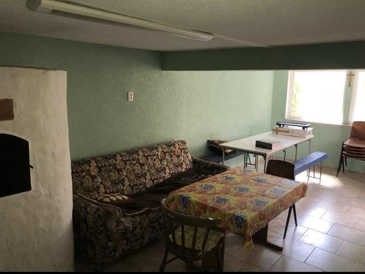 Casă cu 2 camere în Central