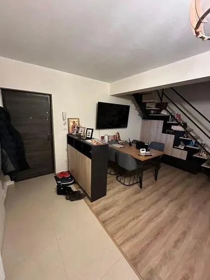 Apartament cu 3 camere semidecomandat în Calea Urseni
