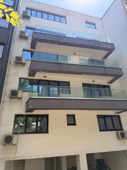 Proprietate specială, de 434 mp, în Polonă