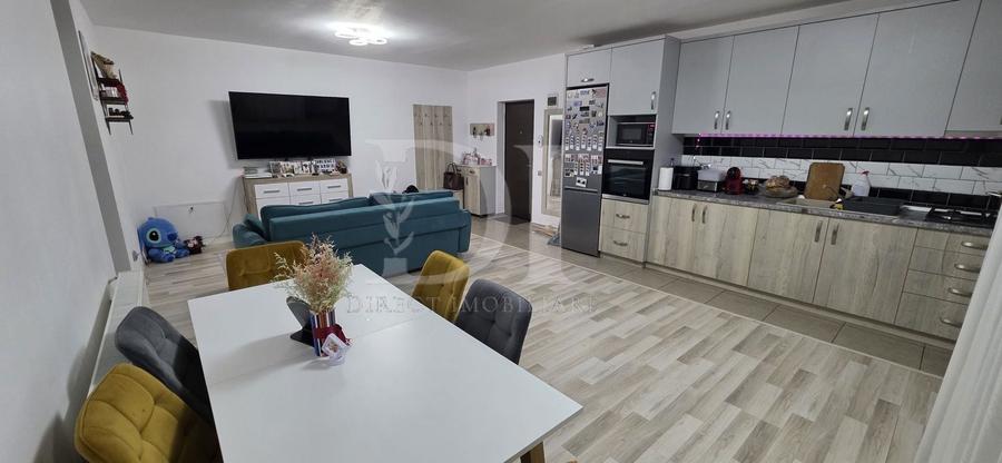 Apartament cu 2 camere decomandat, mobilat în Florești
