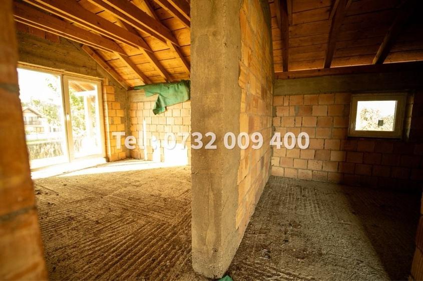 Casă cu 4 camere cu Teren 475 Mp în Hălchiu
