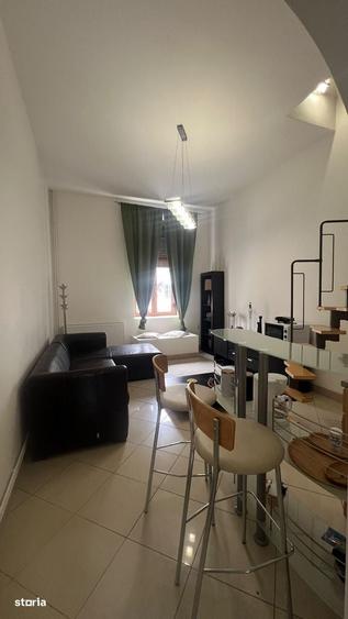 Apartament cu 4 camere în Ultracentral