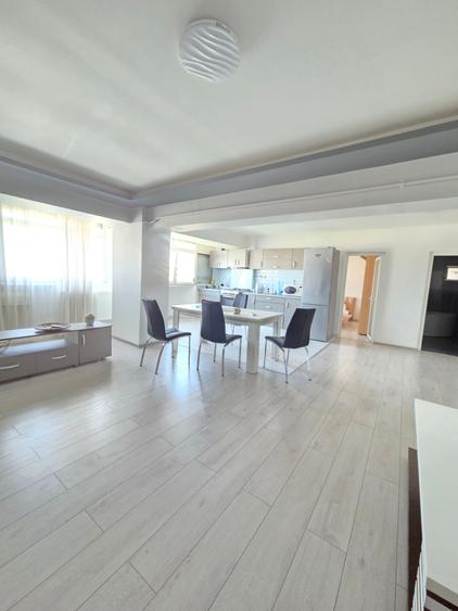 Apartament cu 2 camere decomandat în Independenței