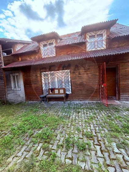 Casă cu 4 camere cu Teren 248 Mp în Ocna Șugatag