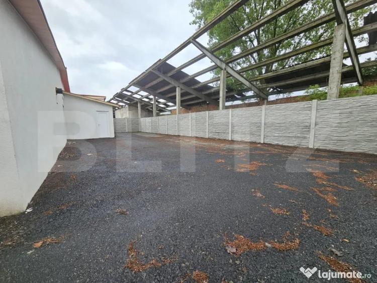 Casă cu 21 camere cu Teren 600 Mp în Dumbrăvița