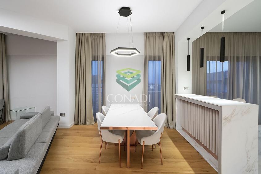 Apartament cu 5 camere decomandat în Aviației