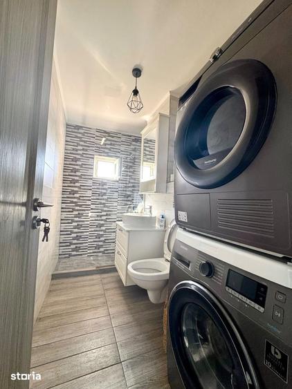 Apartament cu 3 camere semidecomandat în Dâmbovița