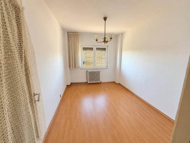 Apartament 3 camere de vânzare | Cetate | Etaj 3 | 2 băi | Balcon | Boxă - 4