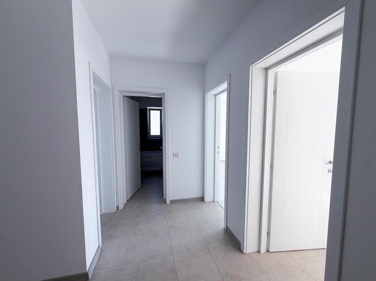 Apartament cu 2 camere decomandat în Sânpetru