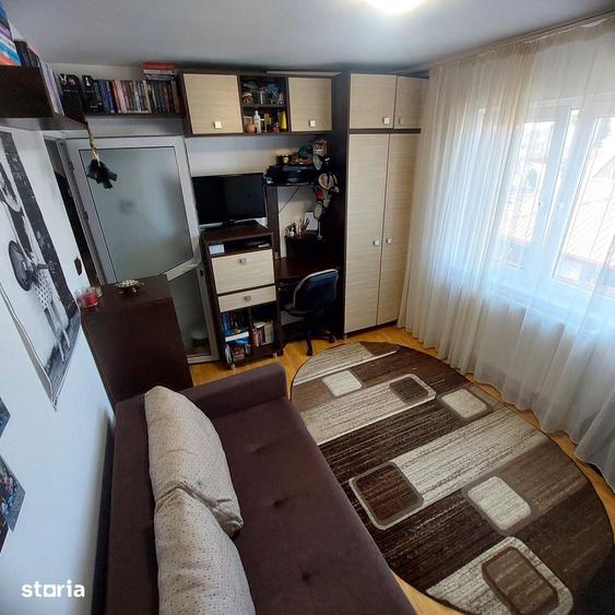 Apartament cu 2 camere în Micro 6