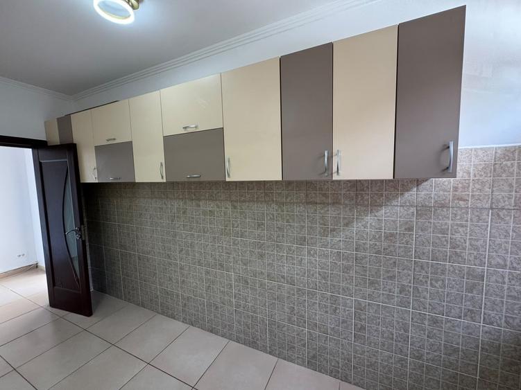 Apartament cu 3 camere în Fundeni