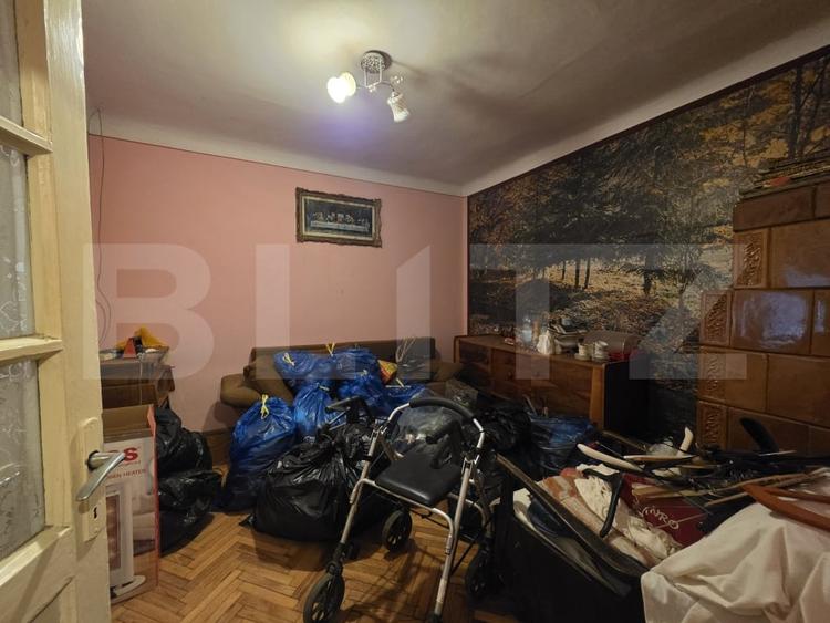 Casă individuală cu 4 camere cu Canalizare în Titulescu