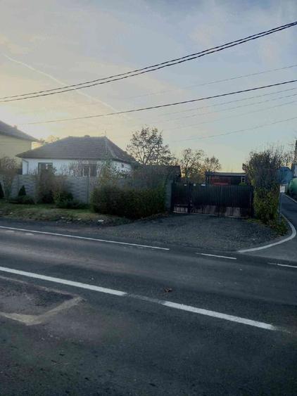 Casă cu 2 camere cu Teren 1192 Mp în Sântămăria-Orlea