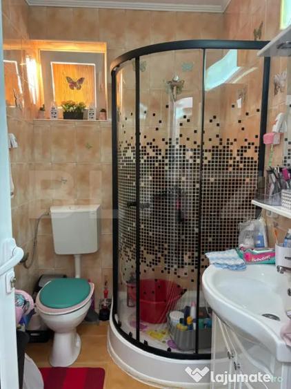 Apartament cu 2 camere decomandat în Burdujeni