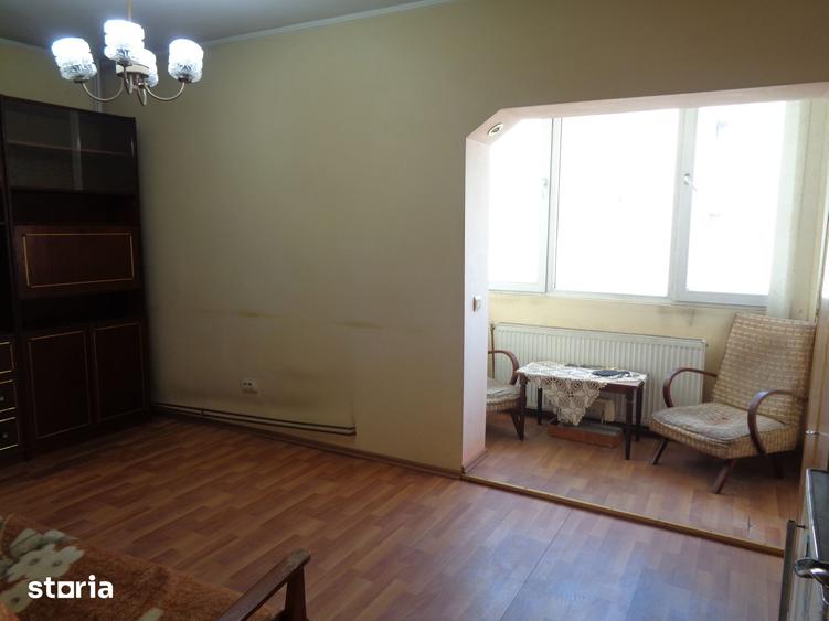 Garsonieră în Pârneava