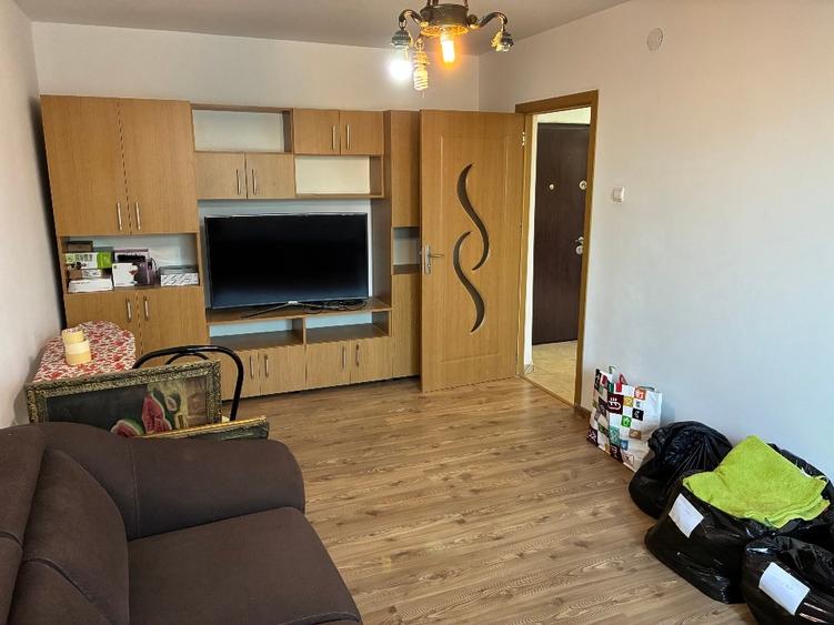 Apartament cu 2 camere decomandat în Rahova